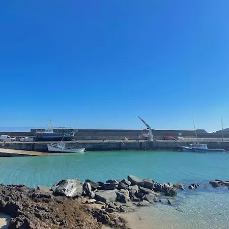 Cosy Portmor Log Cabin- Sea Views, Deck & Relaxation *