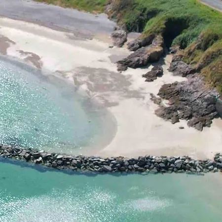 Cosy Portmor Log Cabin- Sea Views, Deck & Relaxation *