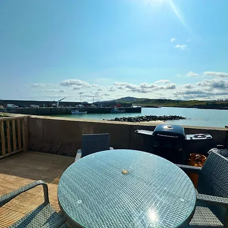 Lägenhet Cosy Portmor Log Cabin- Sea Views, Deck & Relaxation *