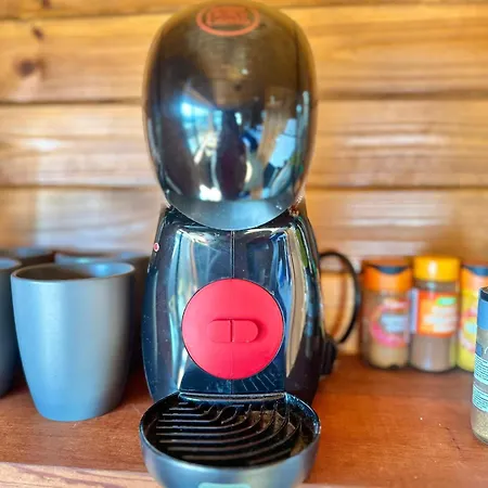 Cosy Portmor Log Cabin- Sea Views, Deck & Relaxation * Malin Head