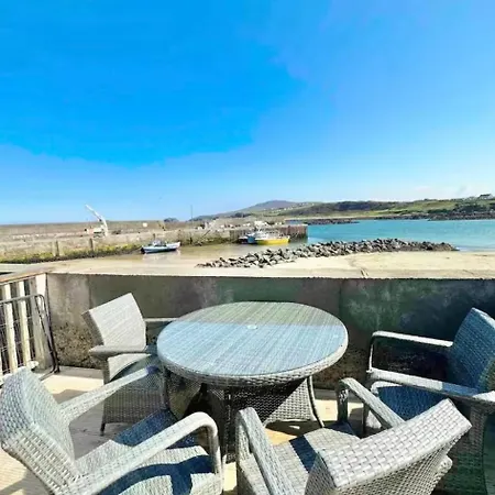 Cosy Portmor Log Cabin- Sea Views, Deck & Relaxation