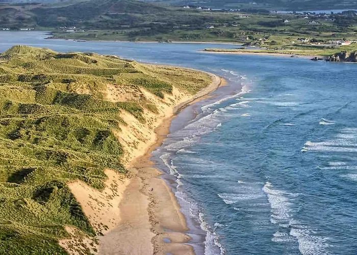 Cosy Portmor Log Cabin- Sea Views, Deck & Relaxation *