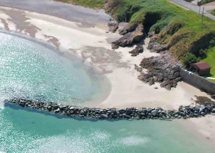 Cosy Portmor Log Cabin- Sea Views, Deck & Relaxation *