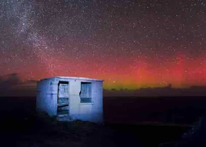 Cosy Portmor Log Cabin- Sea Views, Deck & Relaxation
