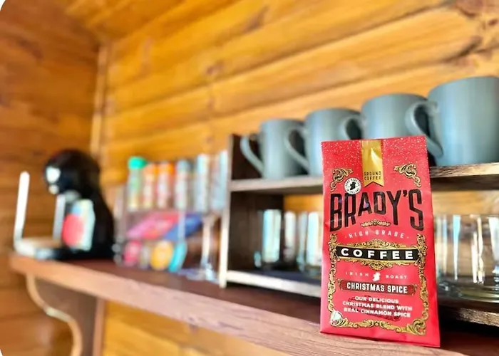 Cosy Portmor Log Cabin- Sea Views, Deck & Relaxation Malin Head